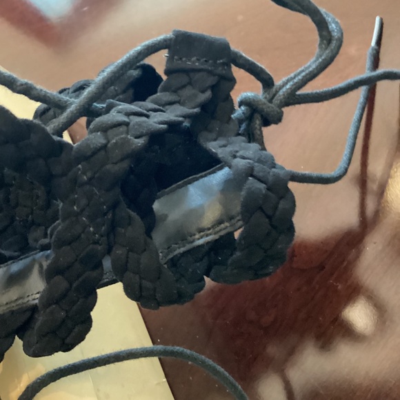 GLADIATOR LACE UP SANDAL ( Size: 10) - Picture 15 of 15